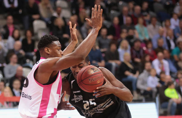 连续两场平 连续两场平