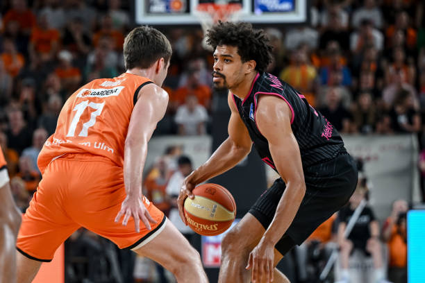 延续在纽卡 延续在纽卡